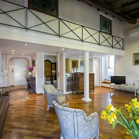 Apartment Pantheon Luxury *