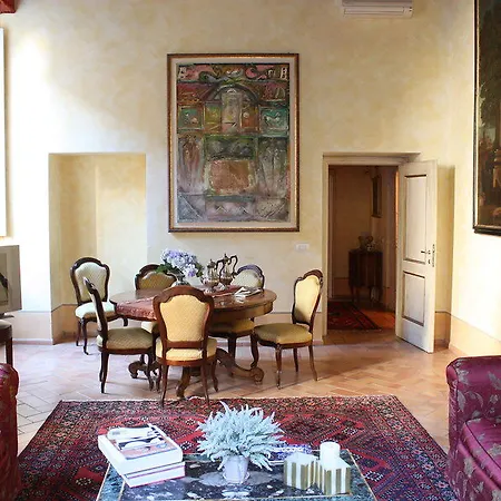 Pantheon Luxury Apartment *